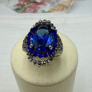 Elegant Blue Gemstone Ring size 8